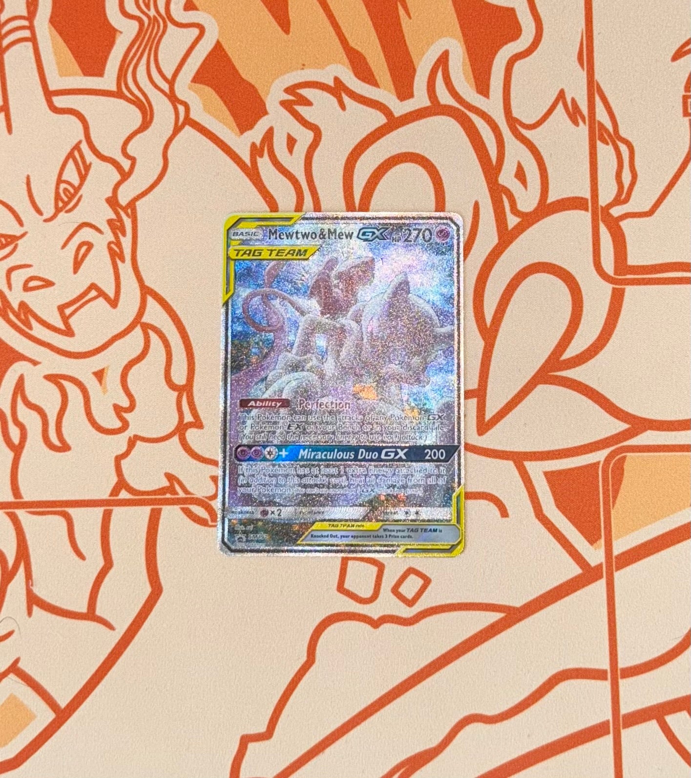 Mewtwo & Mew GX