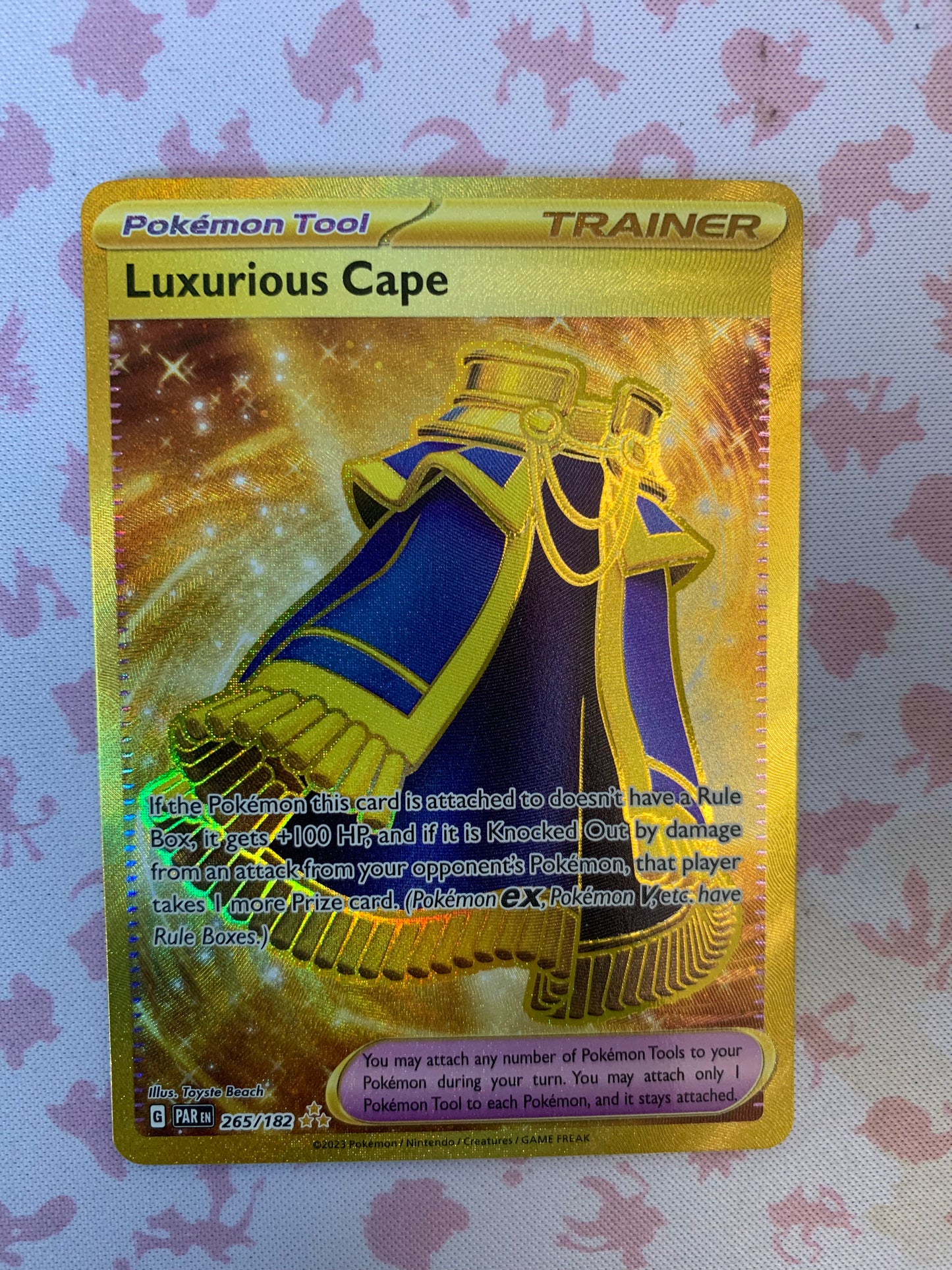 Luxurious Cape